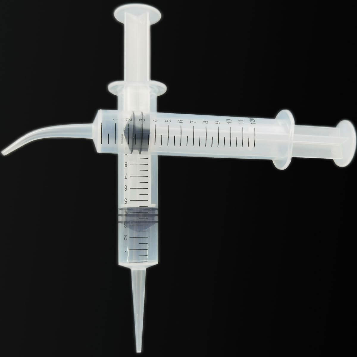 12ml Parrot Feeding Syringe Close-Up with Measurement Markings